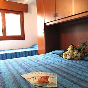 Annie Apartment Bibione