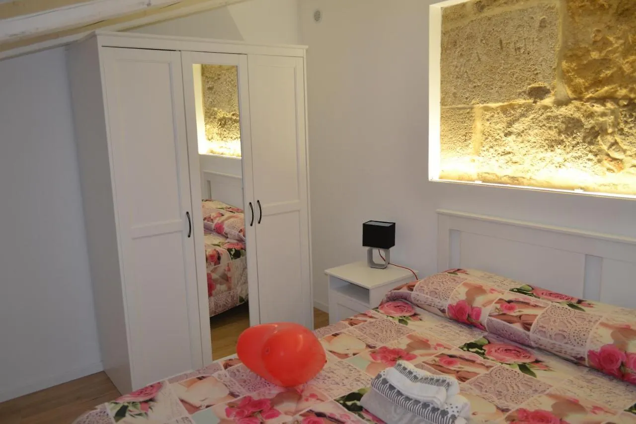 Regina Lucia Casa Vacanze Syrakus Italien